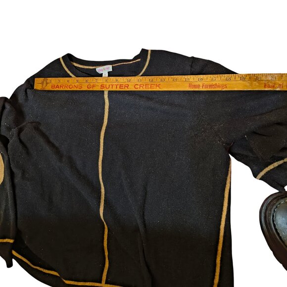 Riley & Rae sweater - Picture 3 of 5